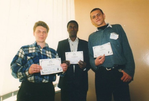 Пентиксная сборная Африки: Николай Лазовский (ДР), Жоэль Джегуе Тчуисси (Камерун) и Хишам Ханиф (Морокко). Чемпионат-1998.